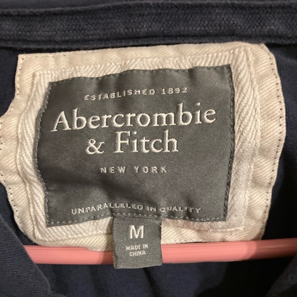 Abercrombie and Fitch men’s medium, hooded, zip front sweatshirt - Picture 3 of 5